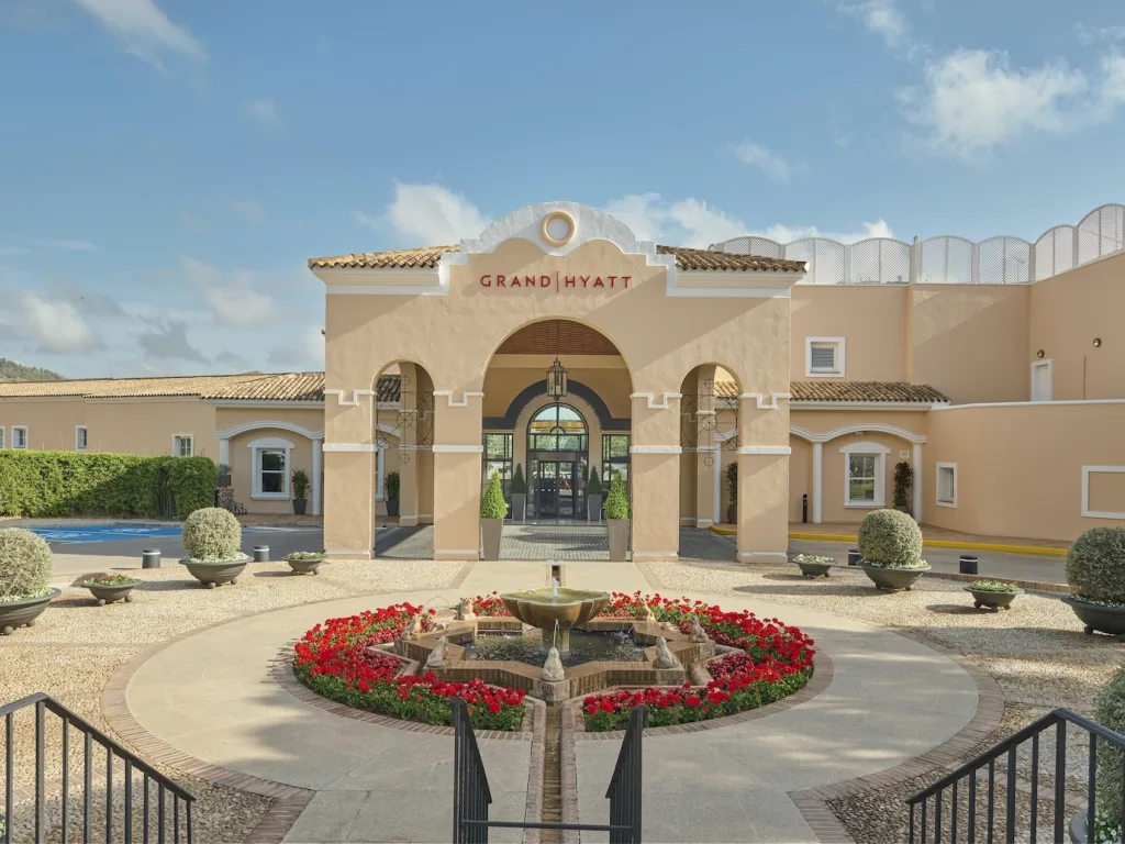 HOTEL ENTRANCE Grand Hyatt La Manga Club Golf Spa 26 230718 140753 mtime20230718140753