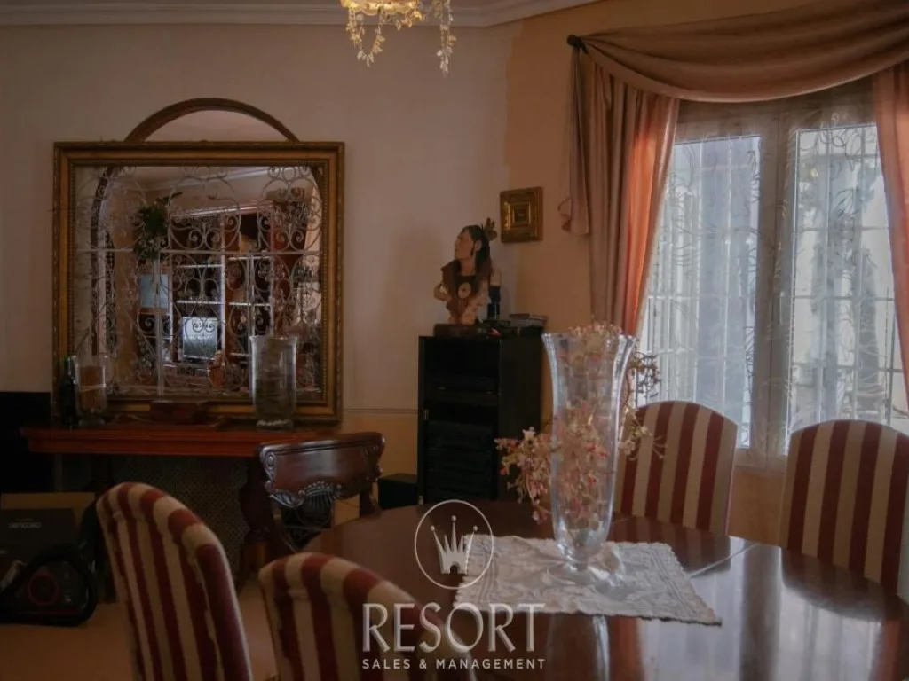 Chalet mar rojo for sale 60e561925b8f5