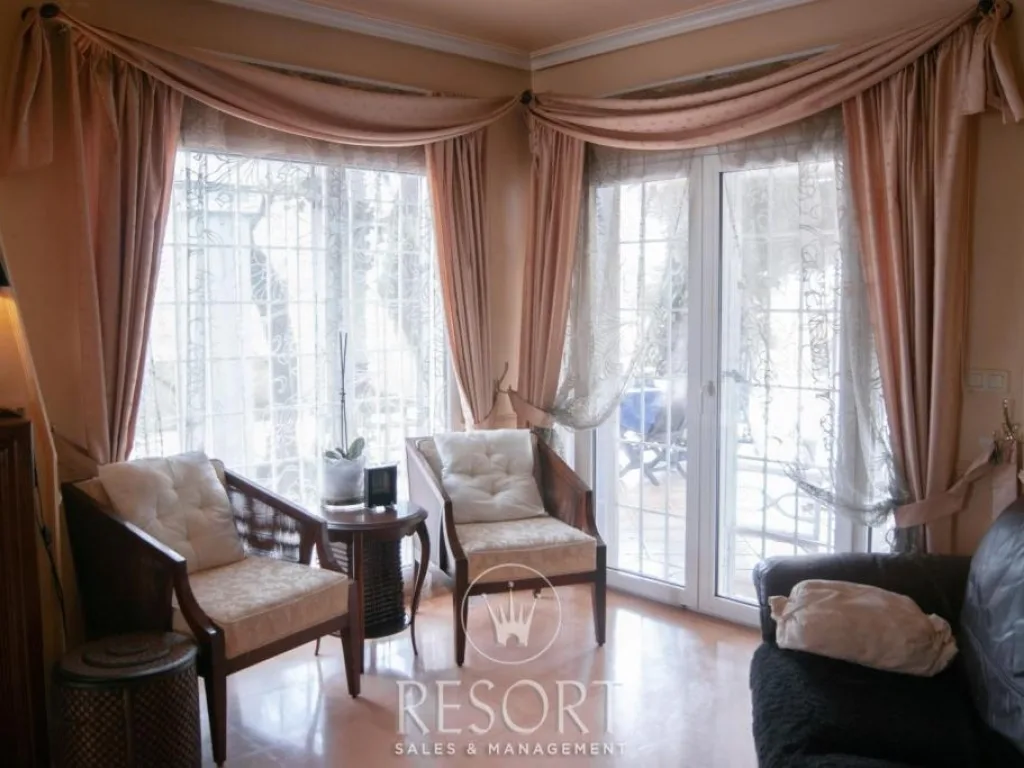 Chalet mar rojo for sale 60e56192e28d3