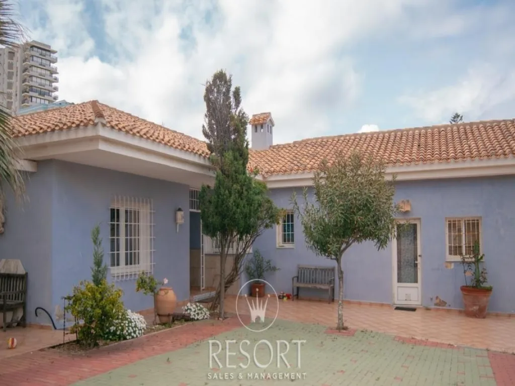 Chalet mar rojo for sale 60e5619506bba