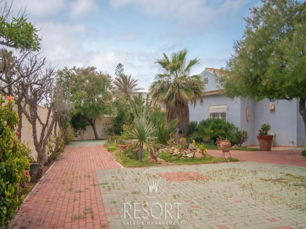 Chalet mar rojo for sale 60e56196b0570