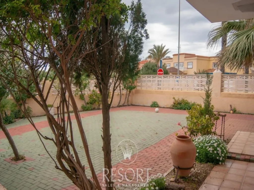 Chalet mar rojo for sale 60e56198bbe10