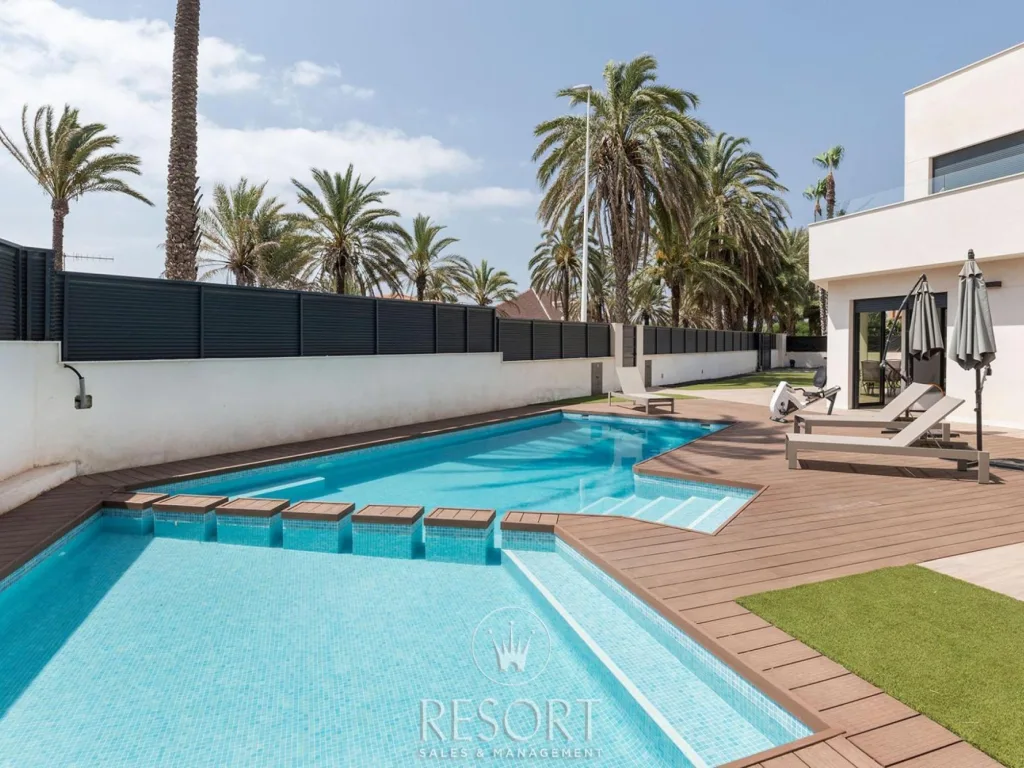 Villa in la manga for sale 64b64099775e1