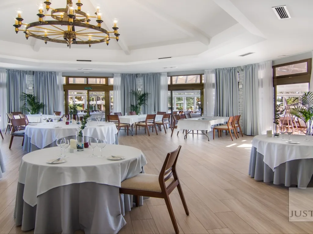 La Quinta Restaurant 1938x1000 mtime20180503153817
