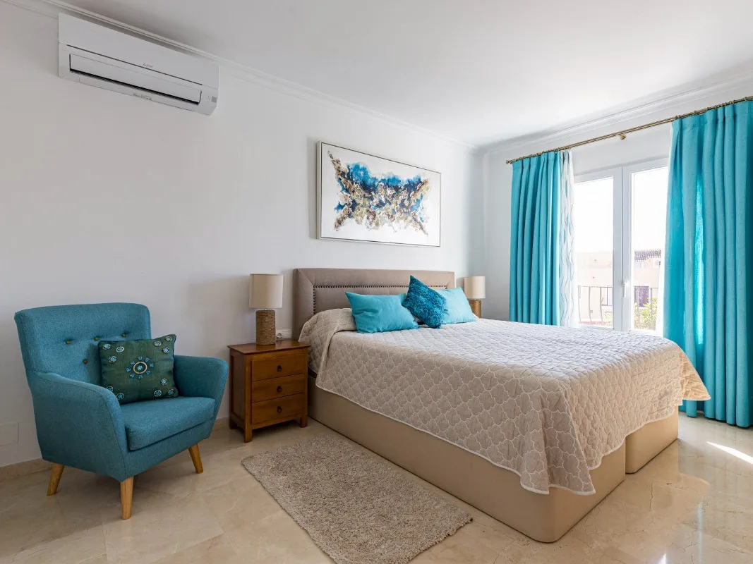 5 King Bedroom LB70