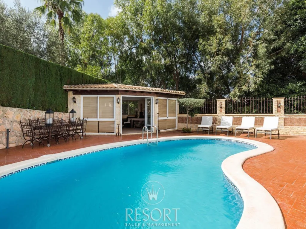 Las brisas 94 for sale 634ea490a2a64