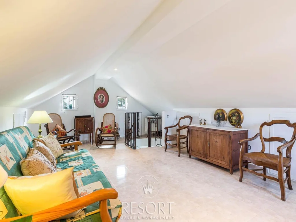 Las brisas 94 for sale 634ea49a77b8f