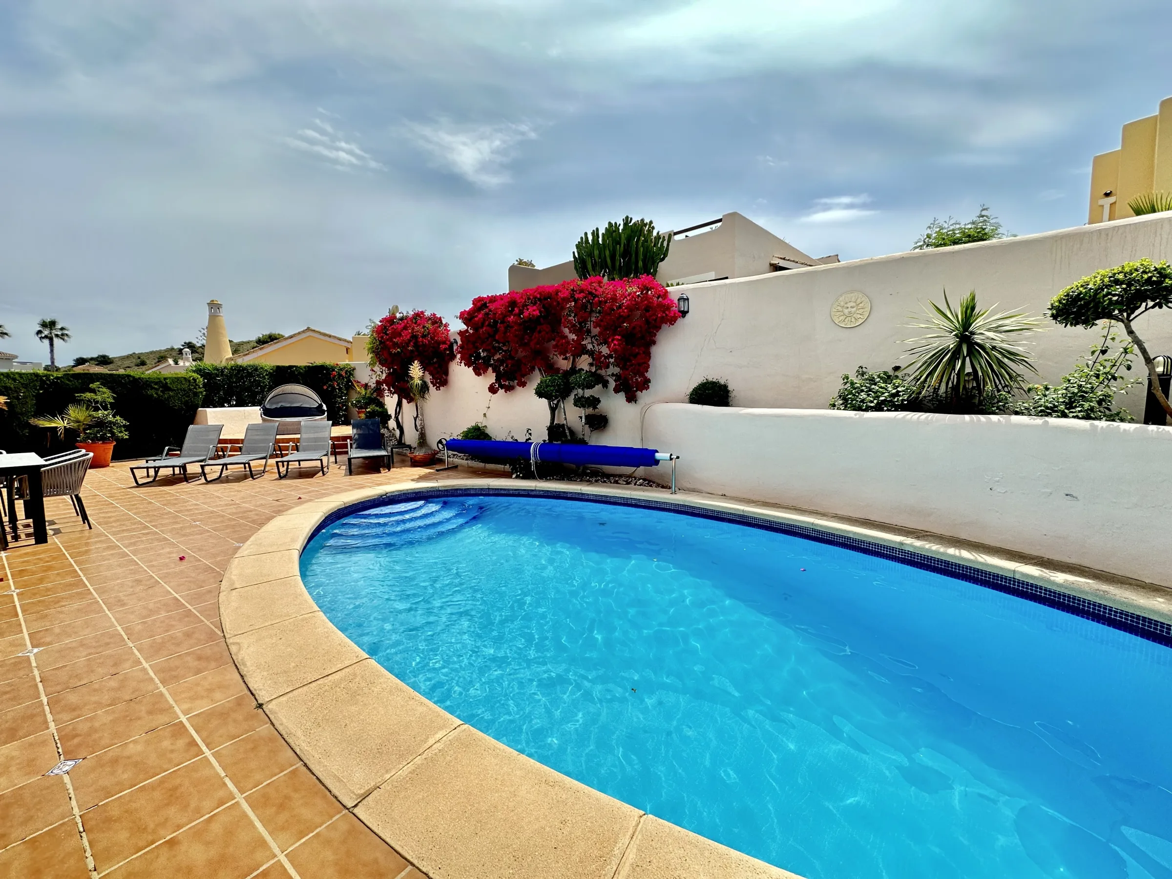LH4 Pool B