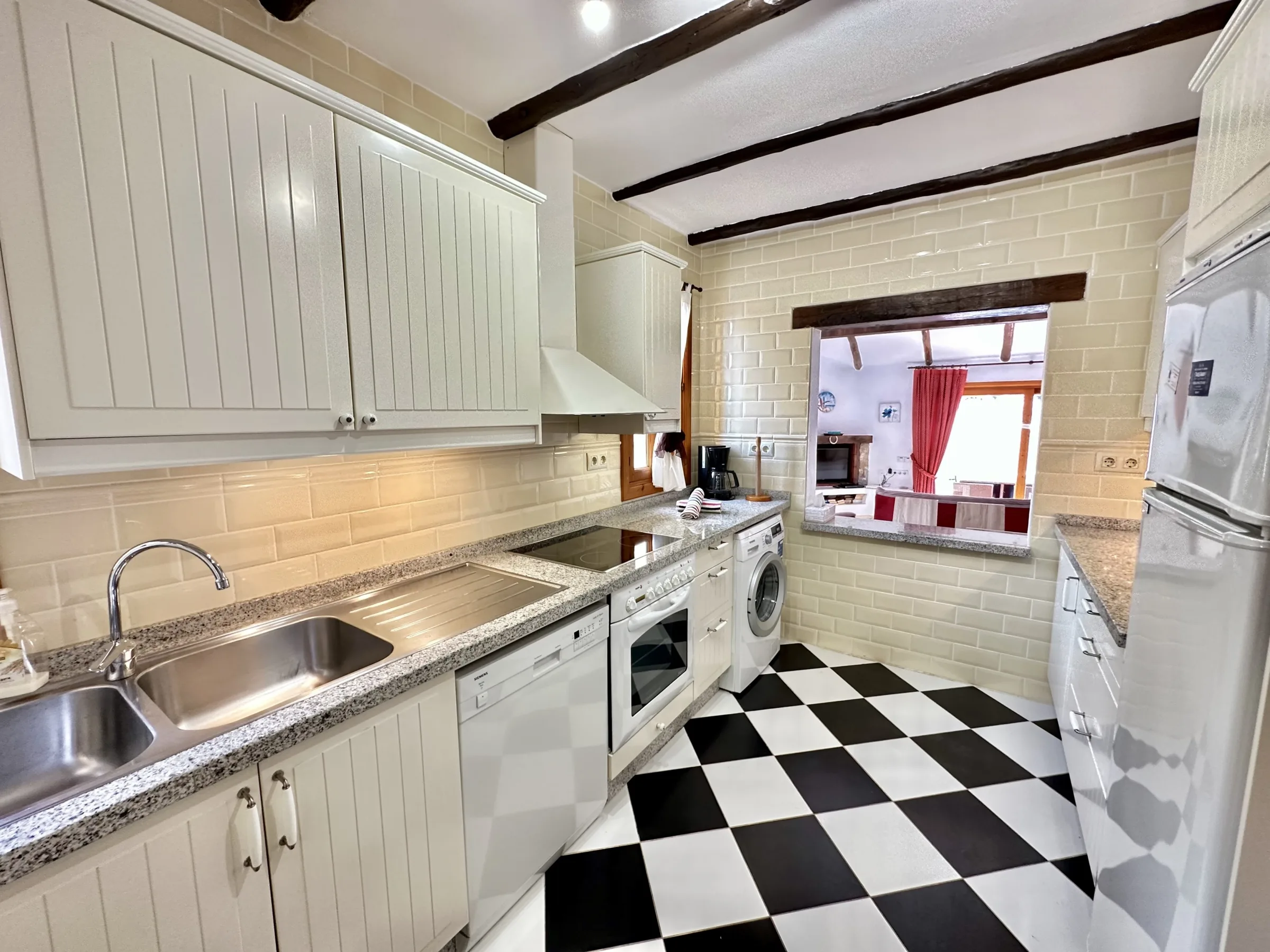 LH6 Kitchen mtime20230403161523