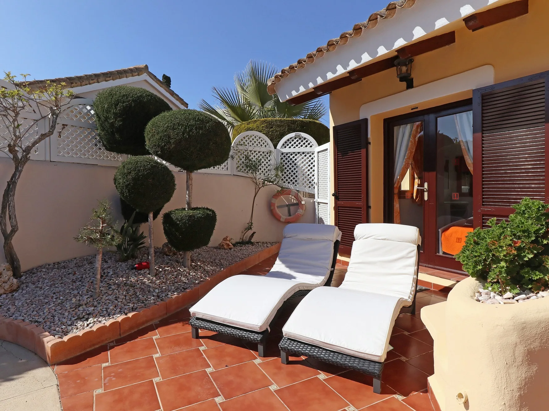 La Cala Sunbathing mtime20190305151421
