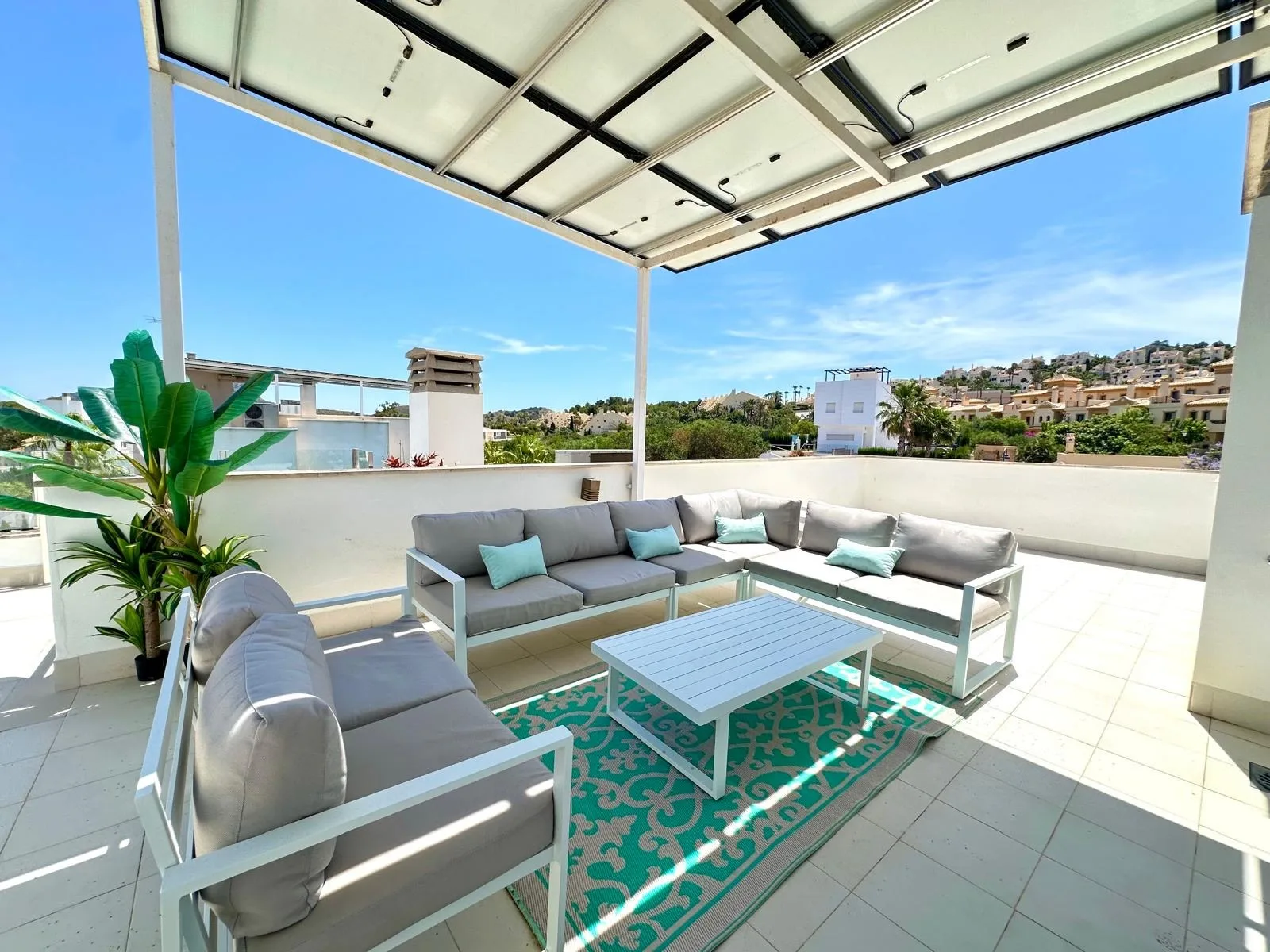 MIM18 Roof Terrace Lounge b