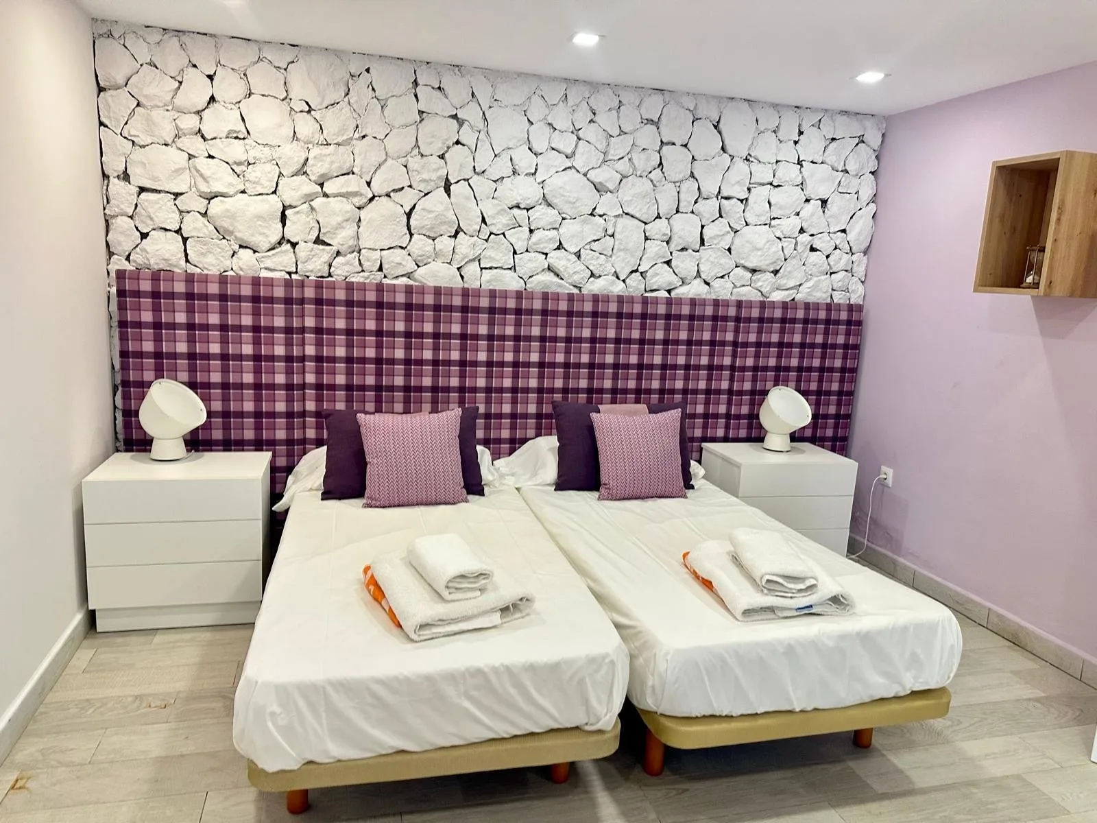 MIM19 Bedroom 4 a