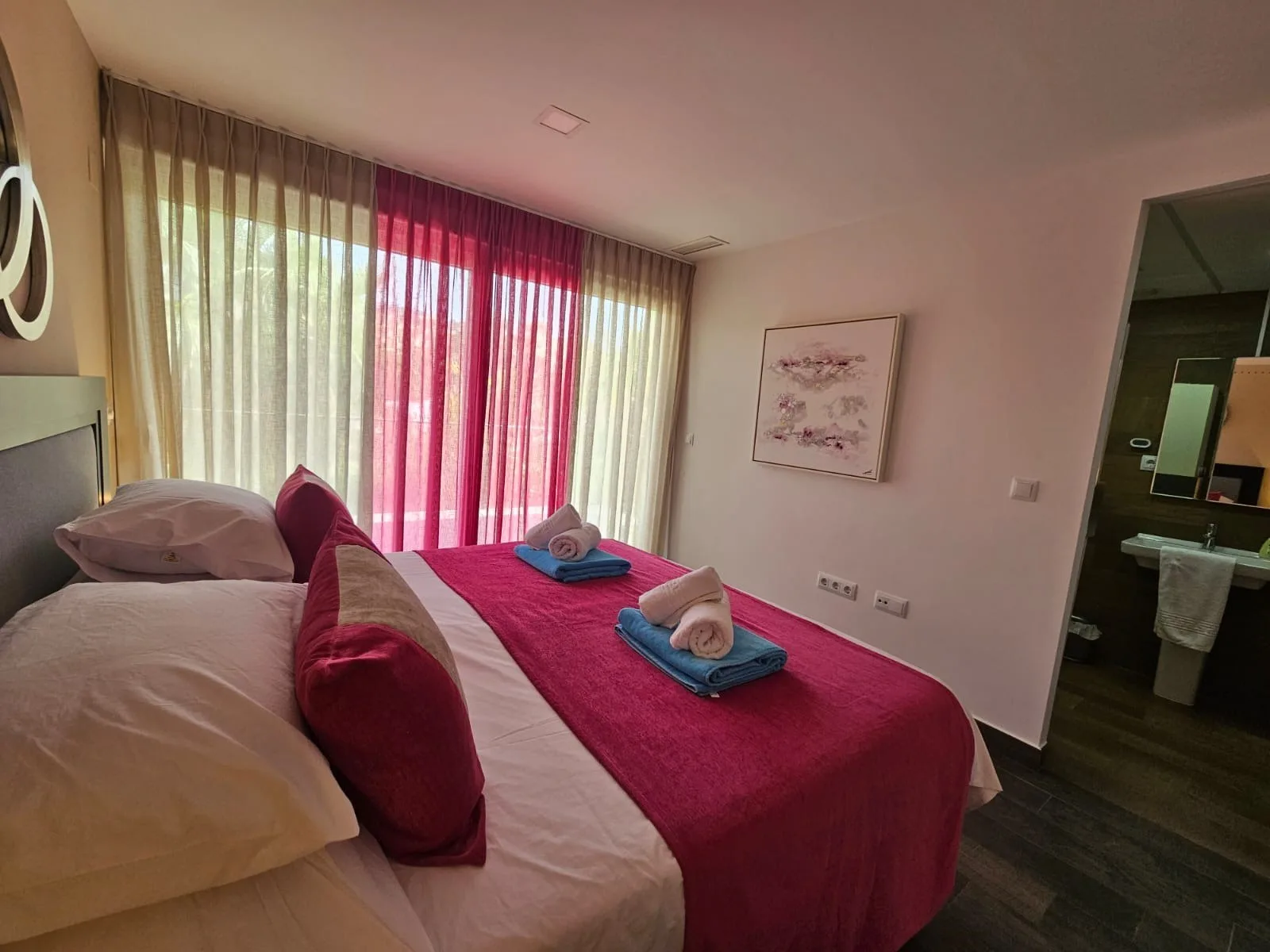 MIM19 Bedroom 1