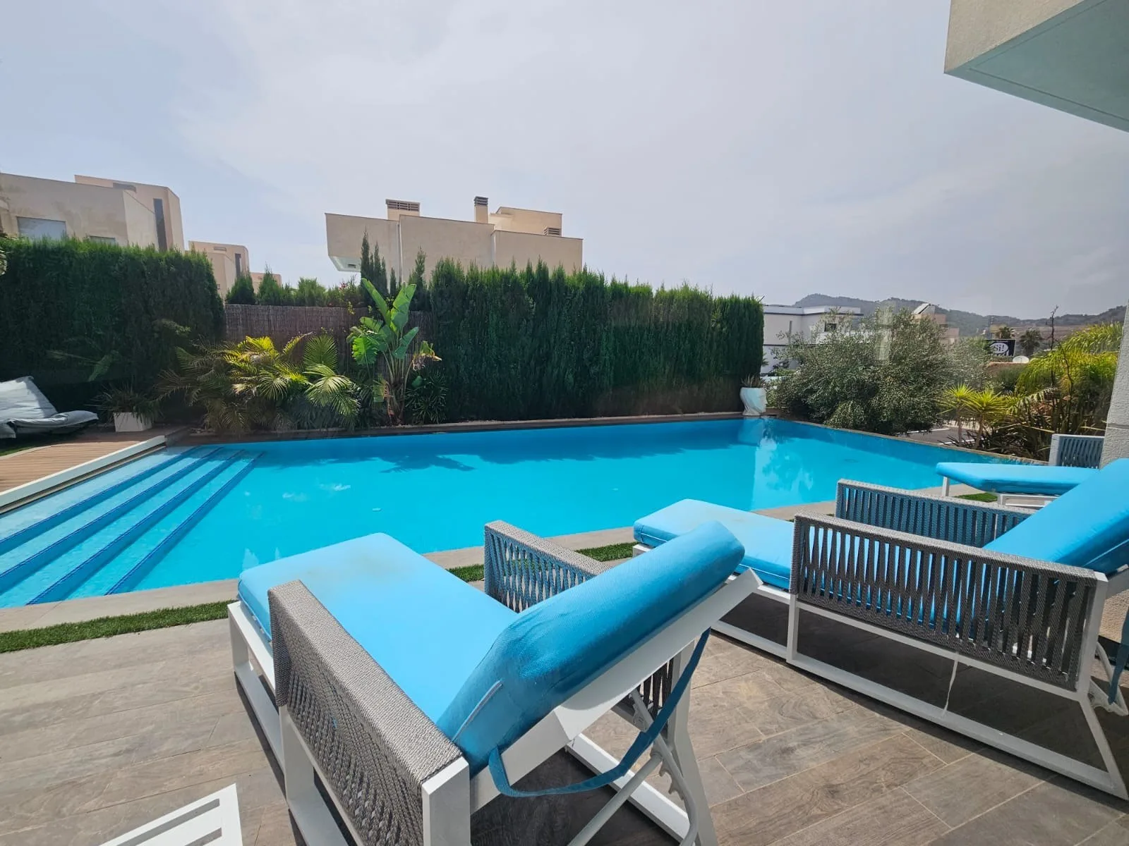 MIM19 Pool