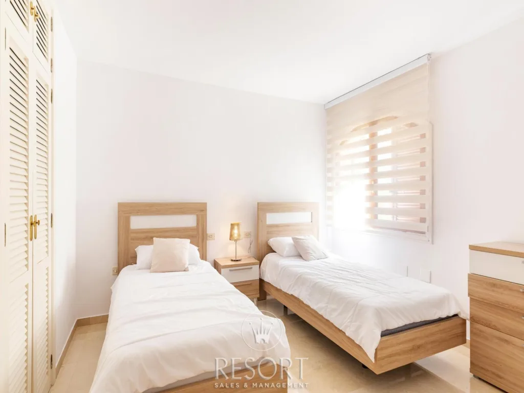Las palmeras 22 for sale 68ba8cf025130