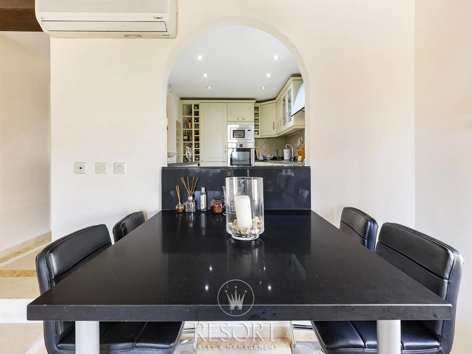 Las palmeras 24 for sale 684009c85e7ba