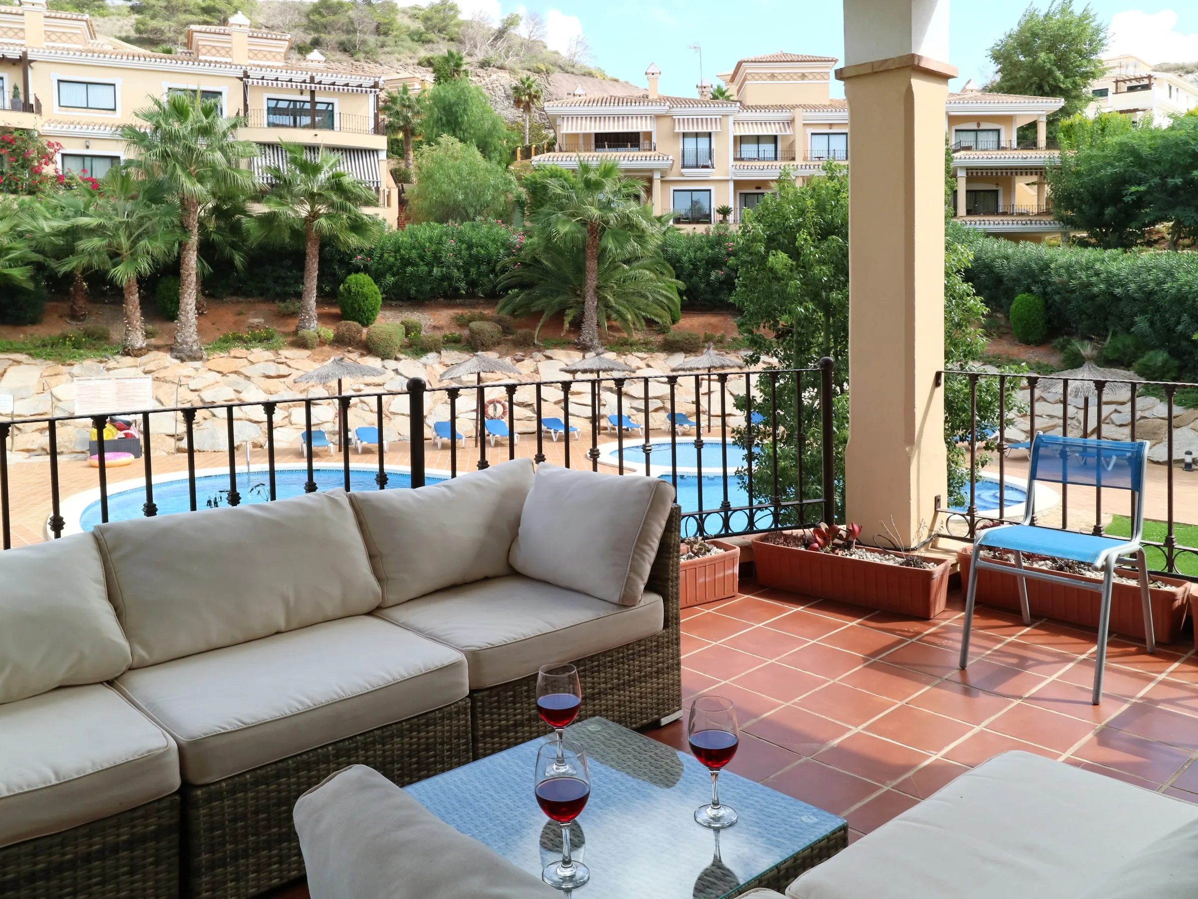 LT3 Terrace 1