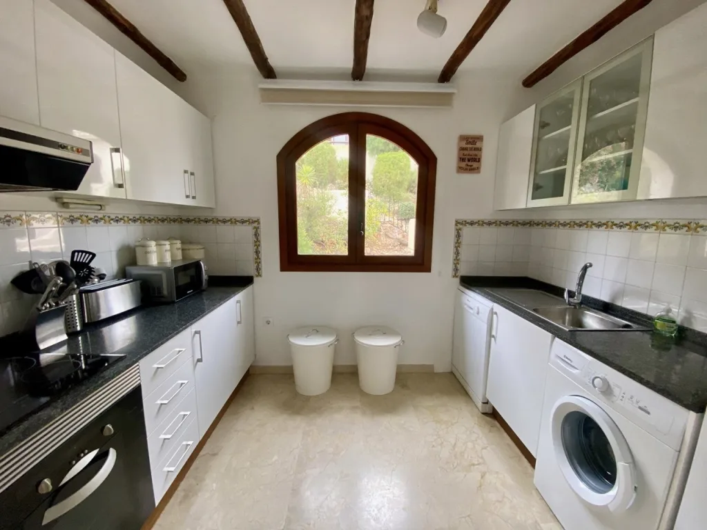 LA85 Kitchen Large mtime20220316133547
