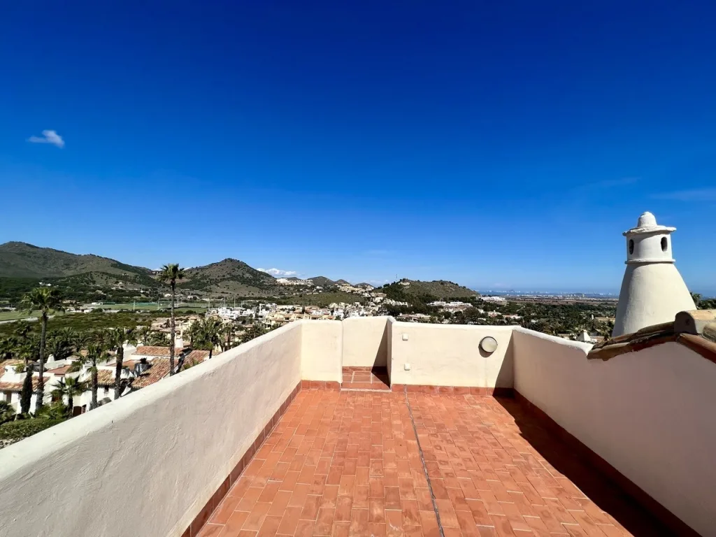 LA85 roof terrace views Large mtime20220316133731