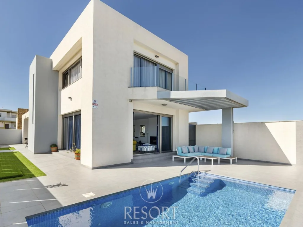 Los belones villa for sale 680a531b8cf7d