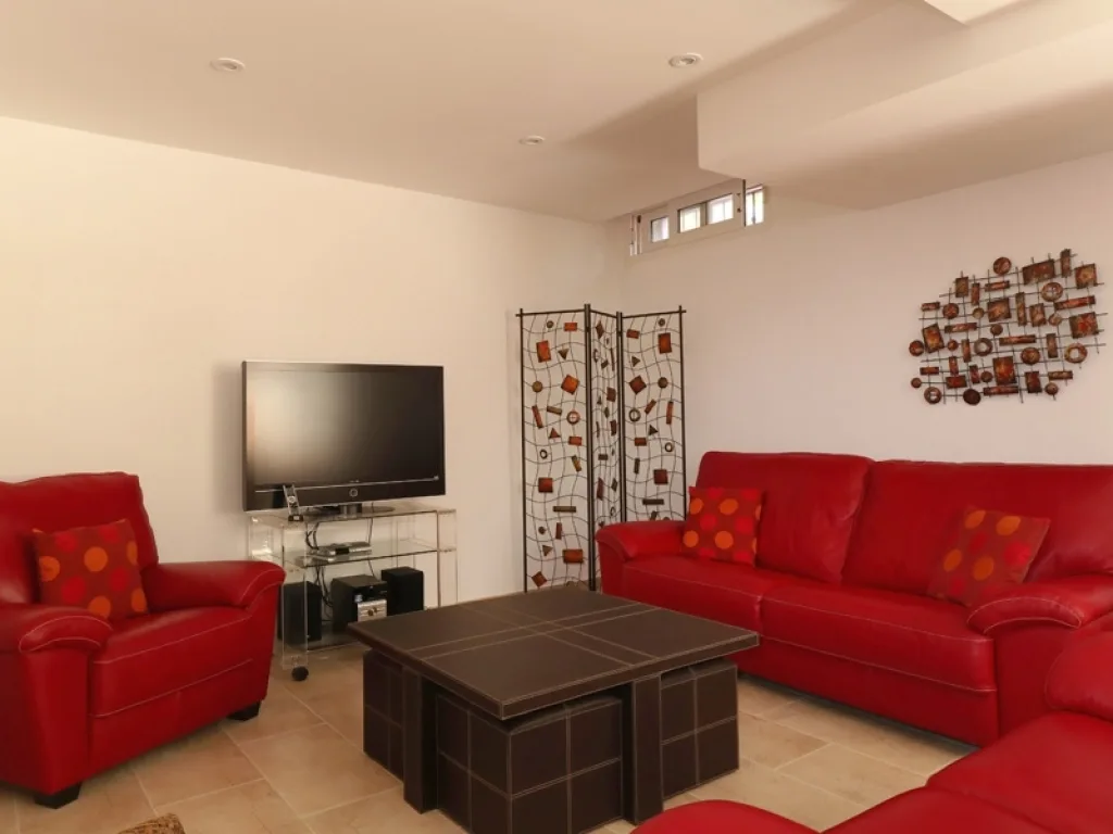 LNV3 lower floor lounge
