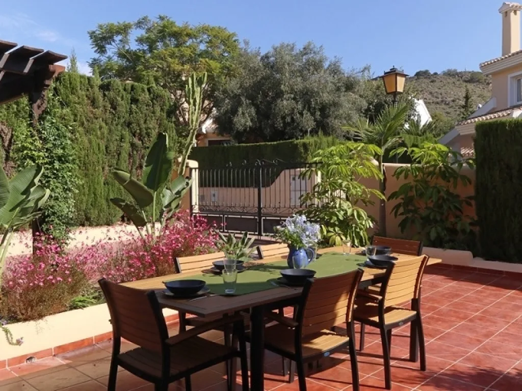 LNV3 kitchen terrace