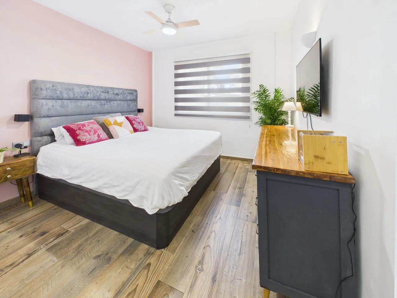 LNII 4 Bedroom 1 b