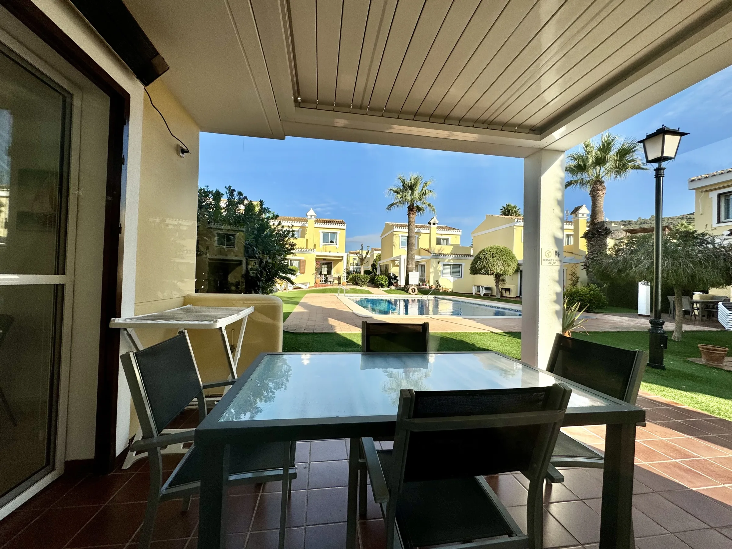 LN8 Terrace 2