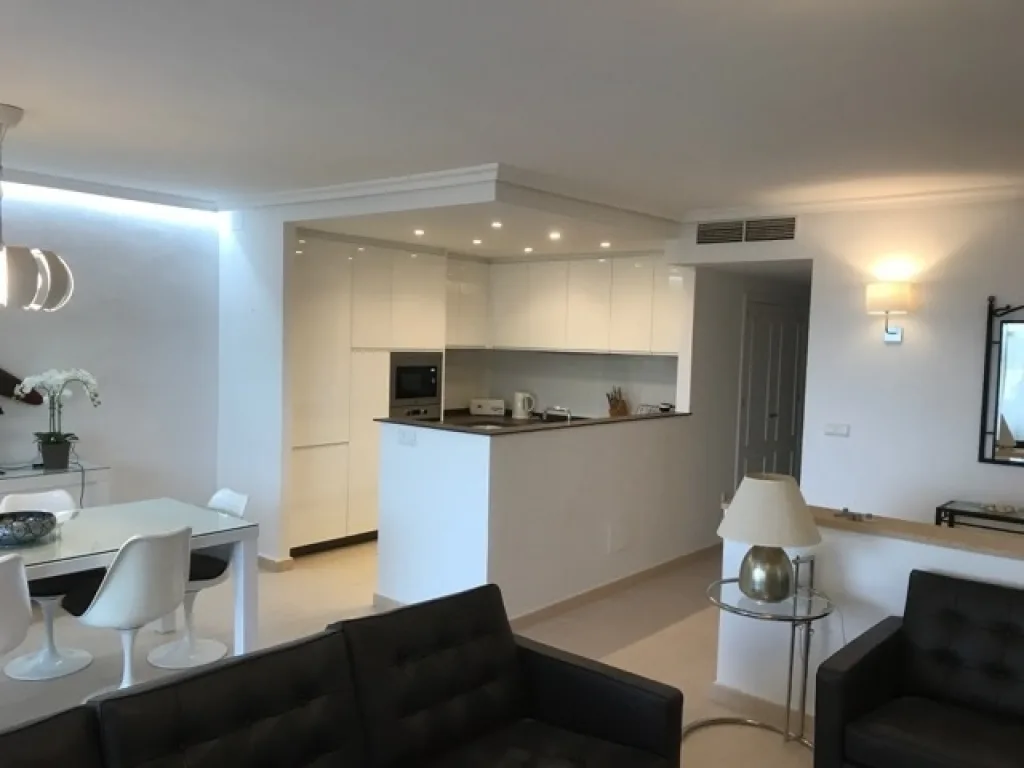 LO14 G Kitchen2 mtime20190731101118