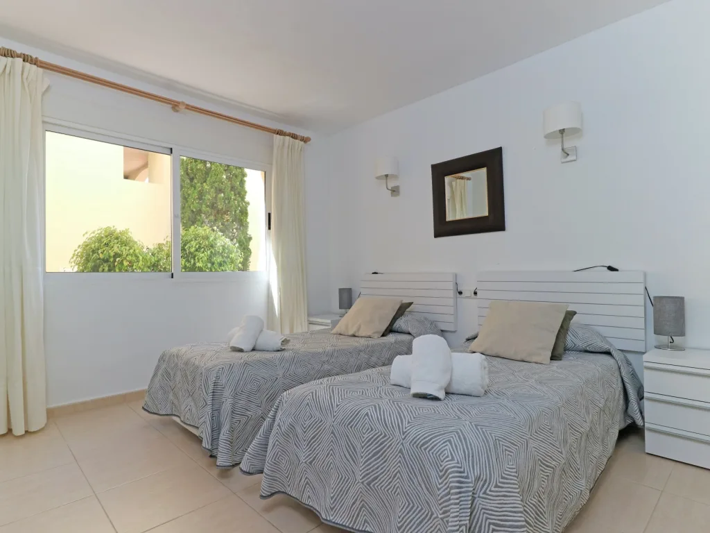 LO14 G Bedroom 2 230507 141345 mtime20230507141345