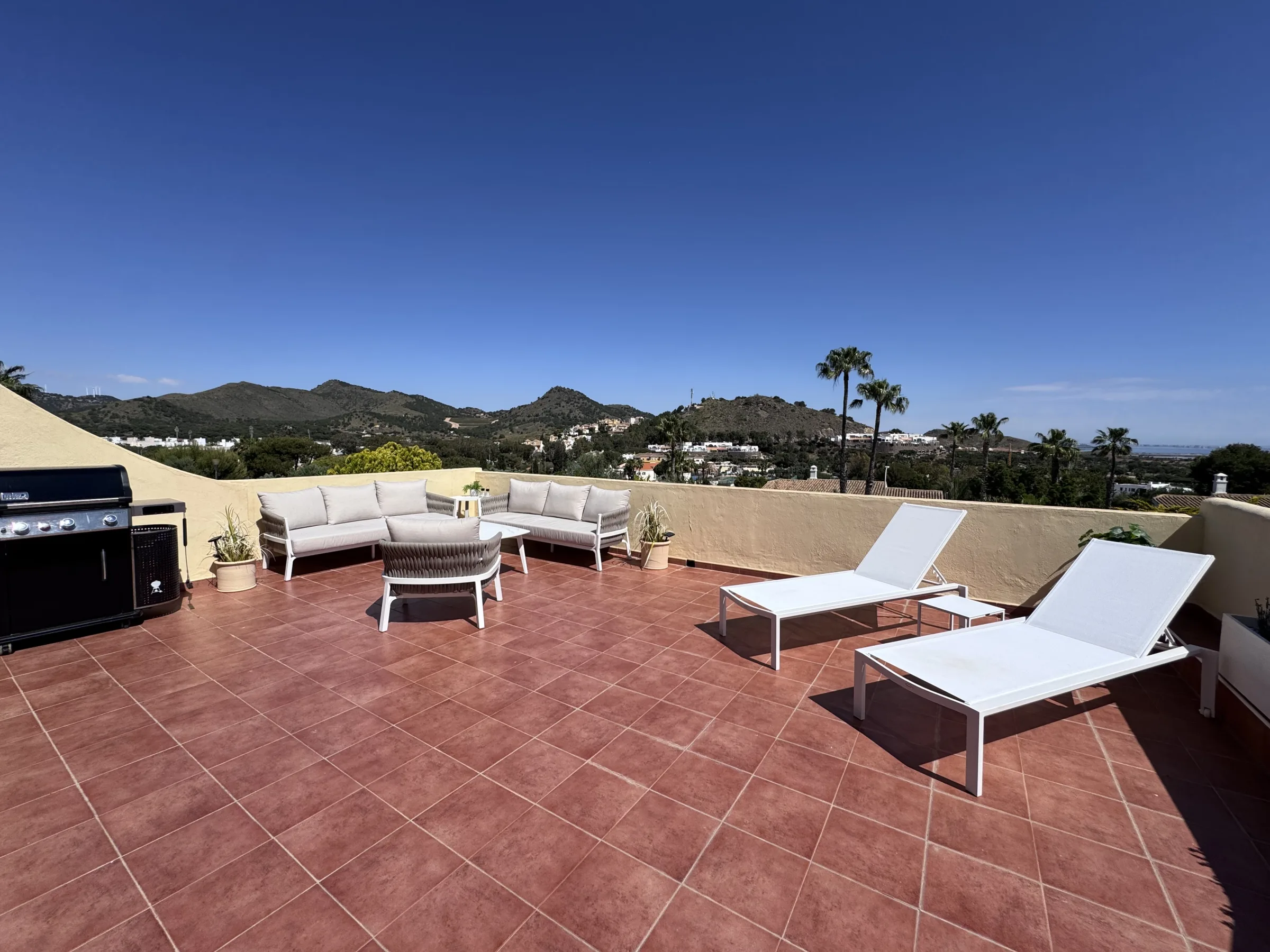 LO14 G Terrace b