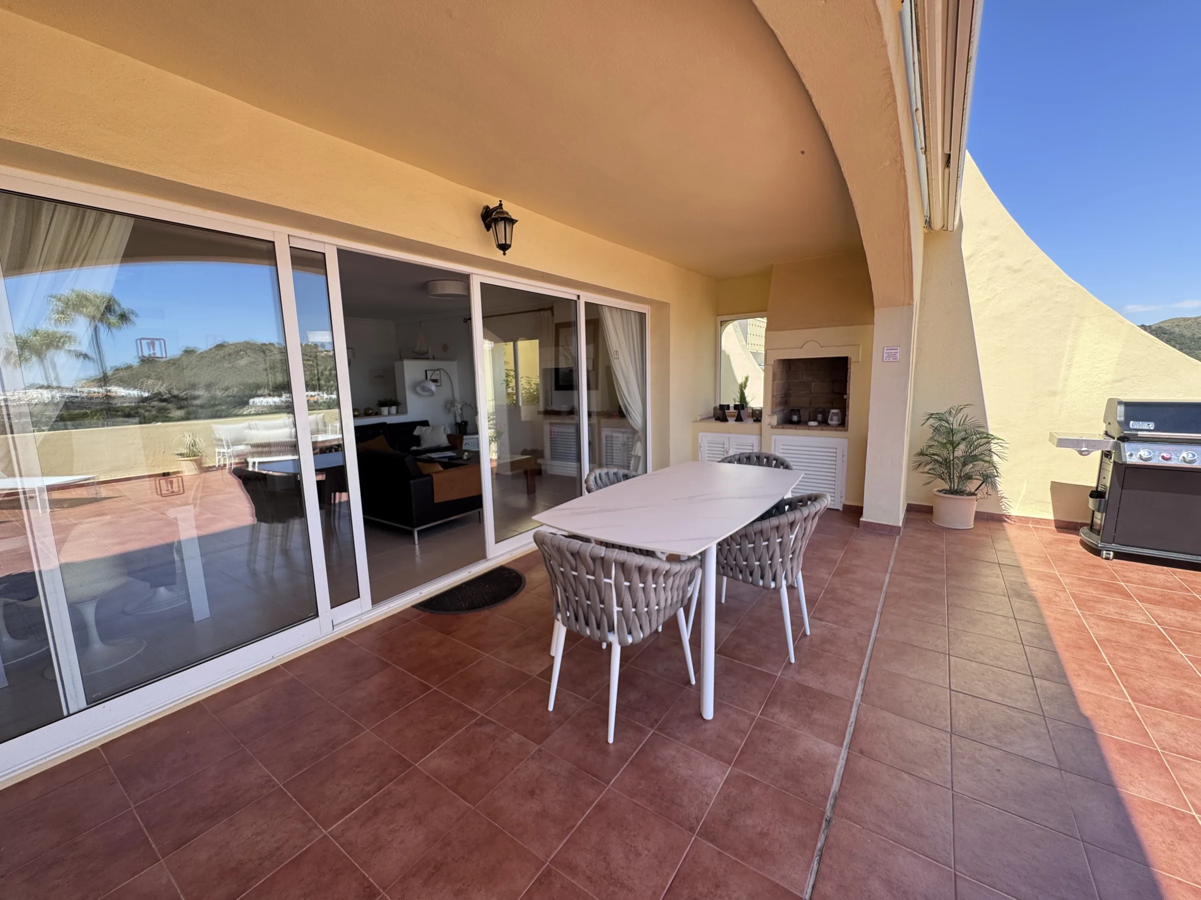 LO14 G Terrace d