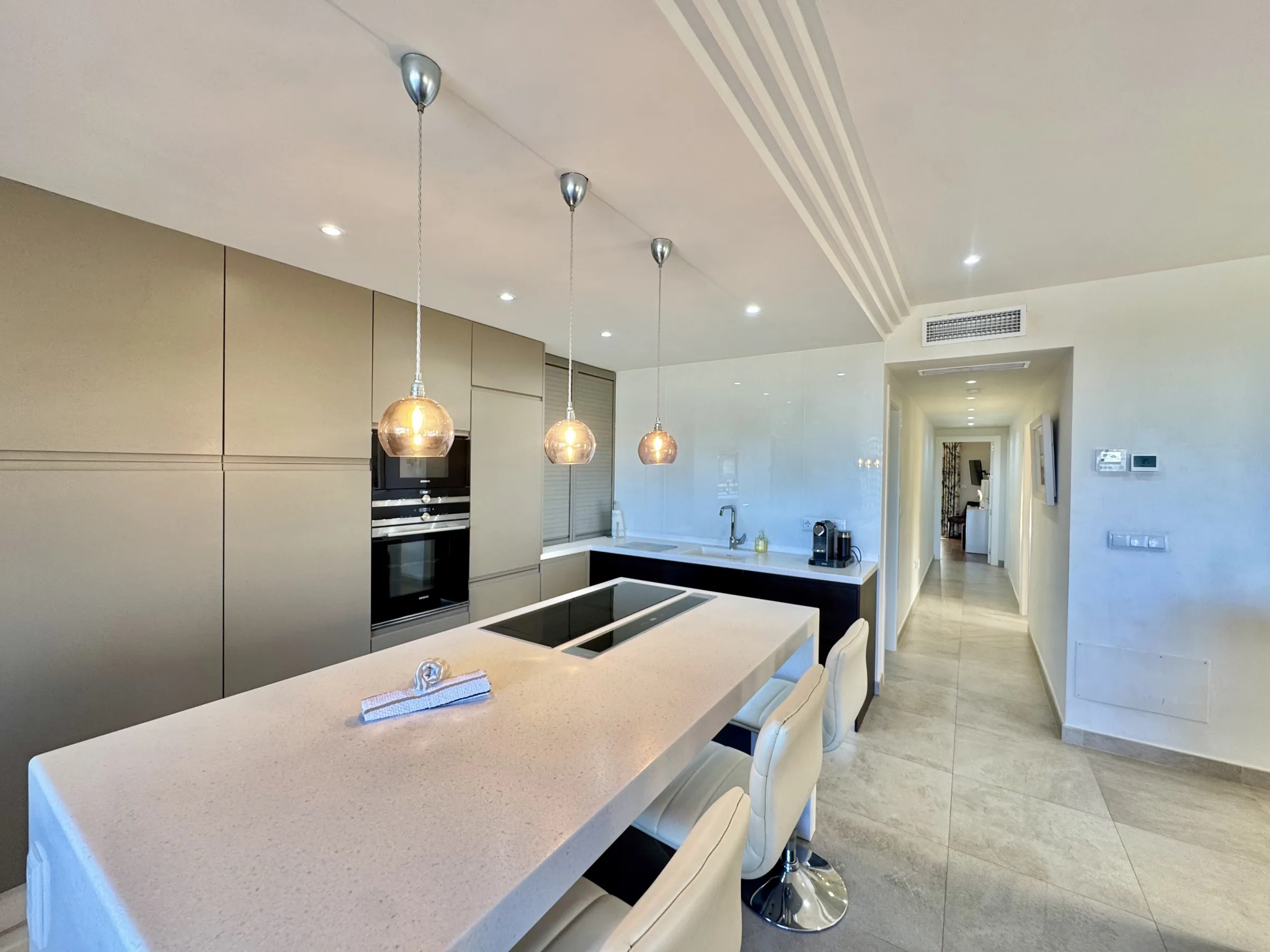 LO24 C Kitchen a