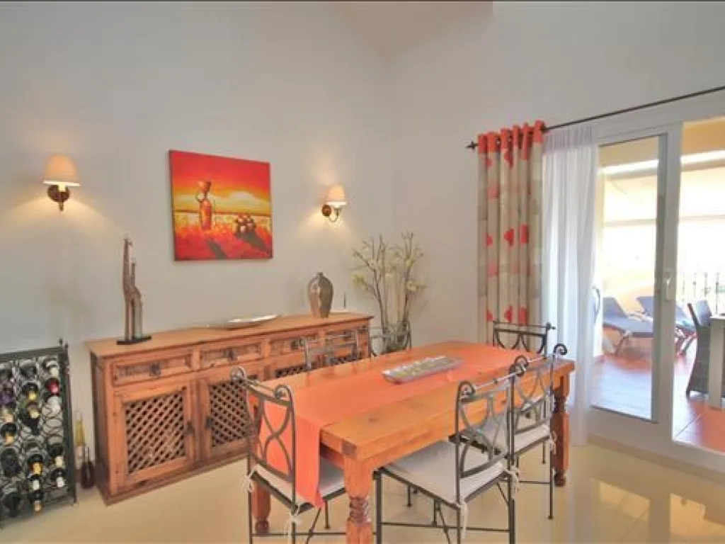 LO 25 P Dining Area mtime20210219113122