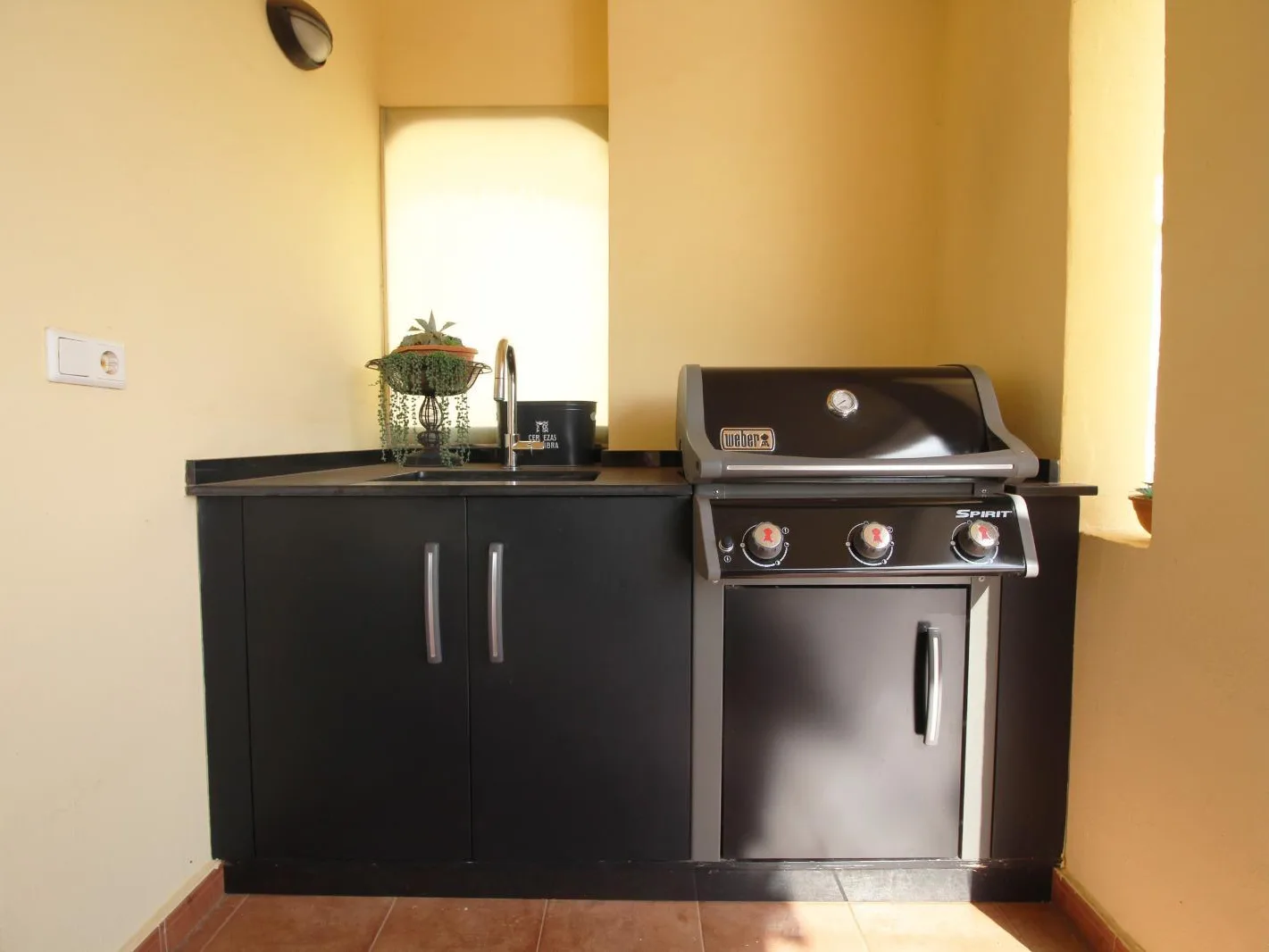 LO26 P BBQ