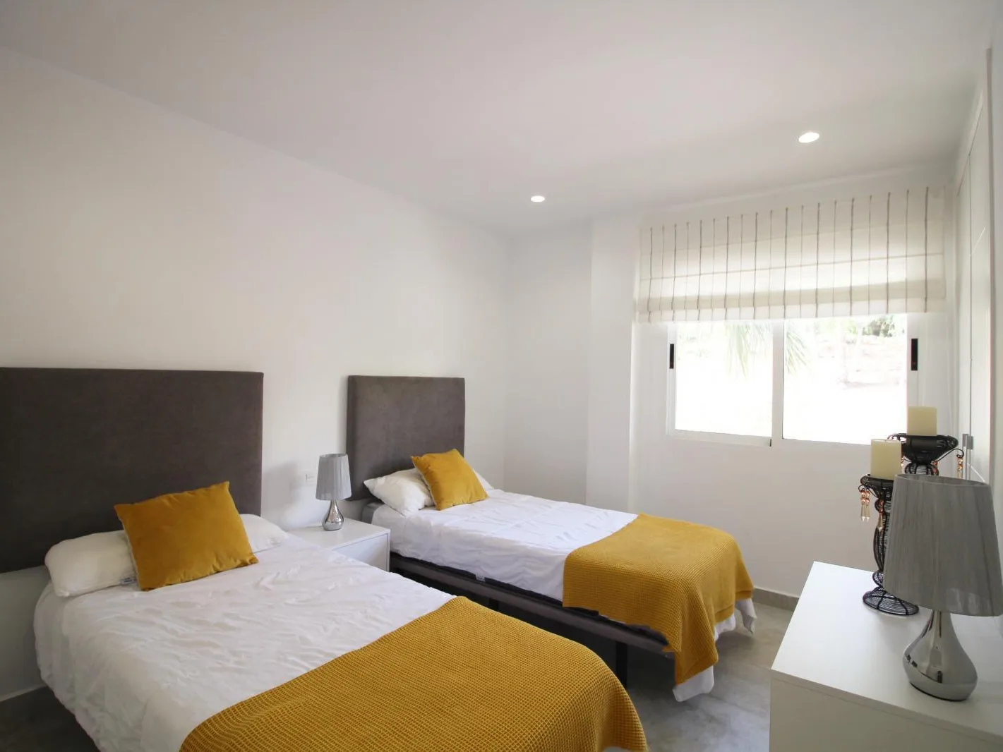 LO26 P Guest bedroom 2