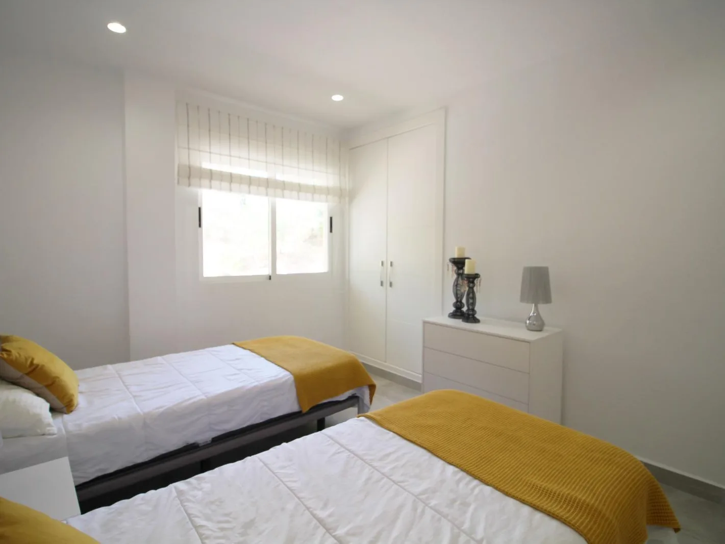 LO26 P Guest bedroom
