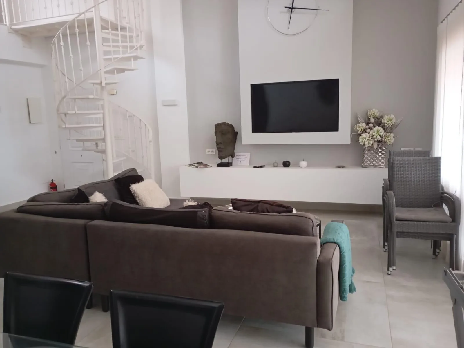 LO26 P Living room