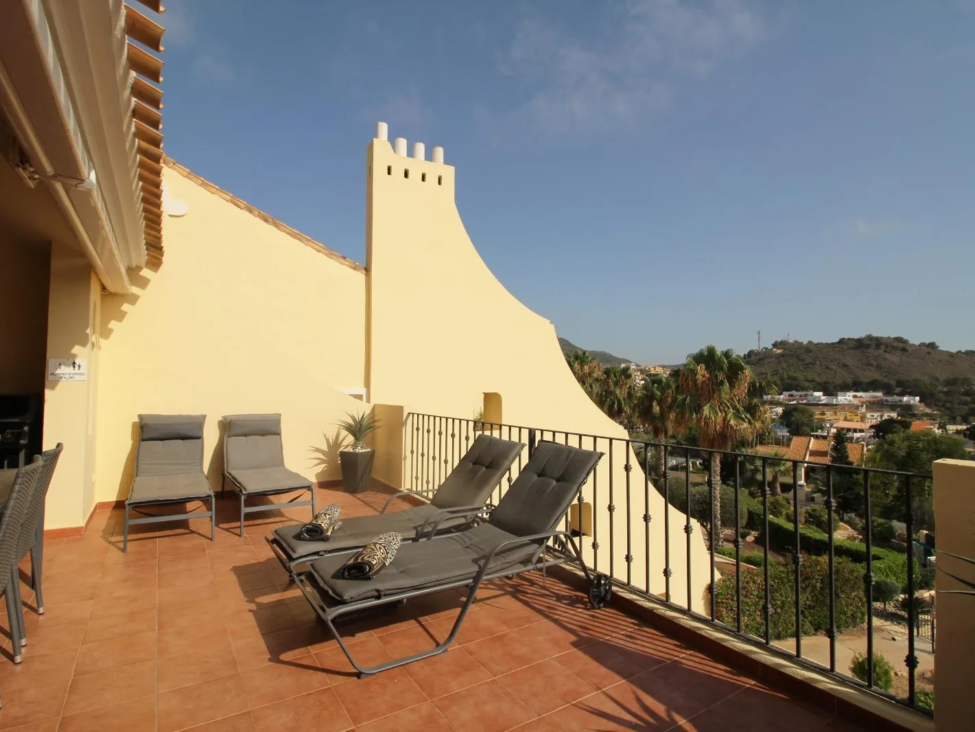LO26 P Terrace 2