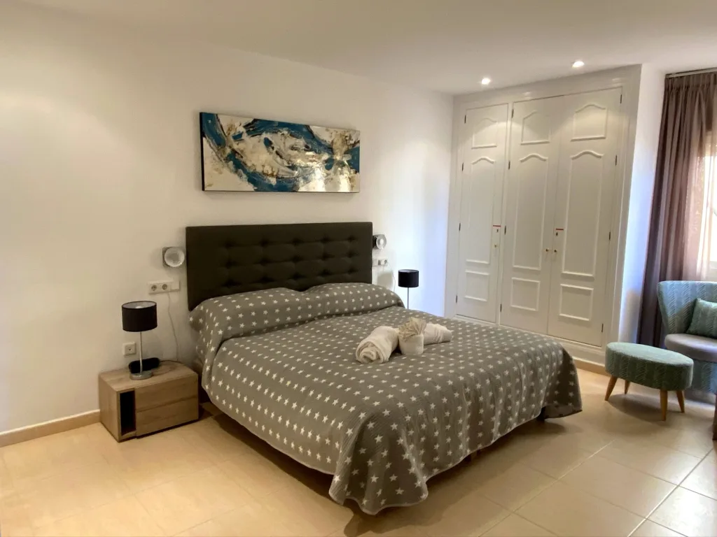 LO28 G Master Bedroom 2 mtime20200228111443