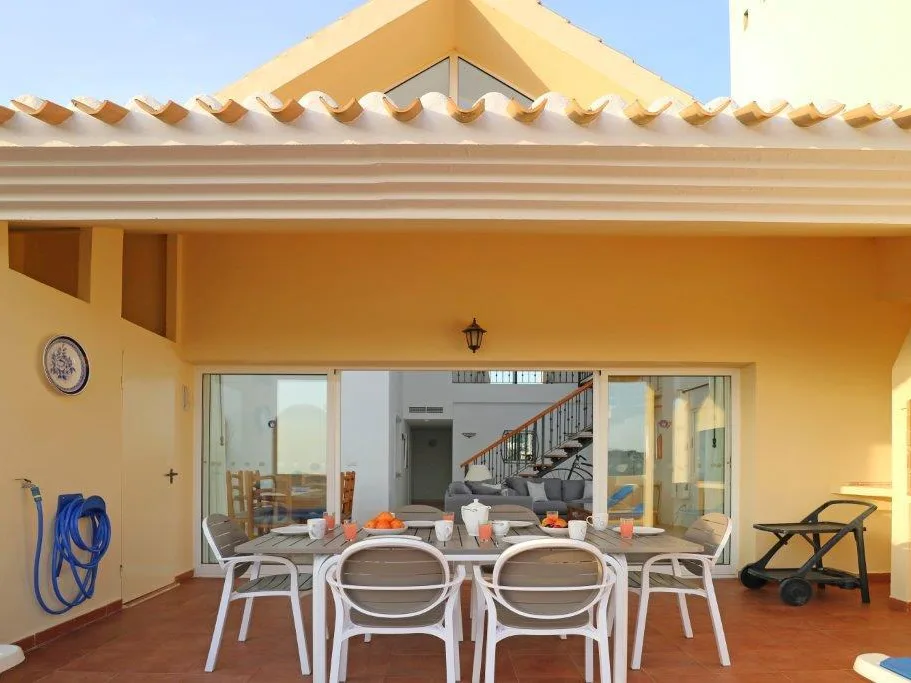 LO471 Terrace view in mtime20180130161803