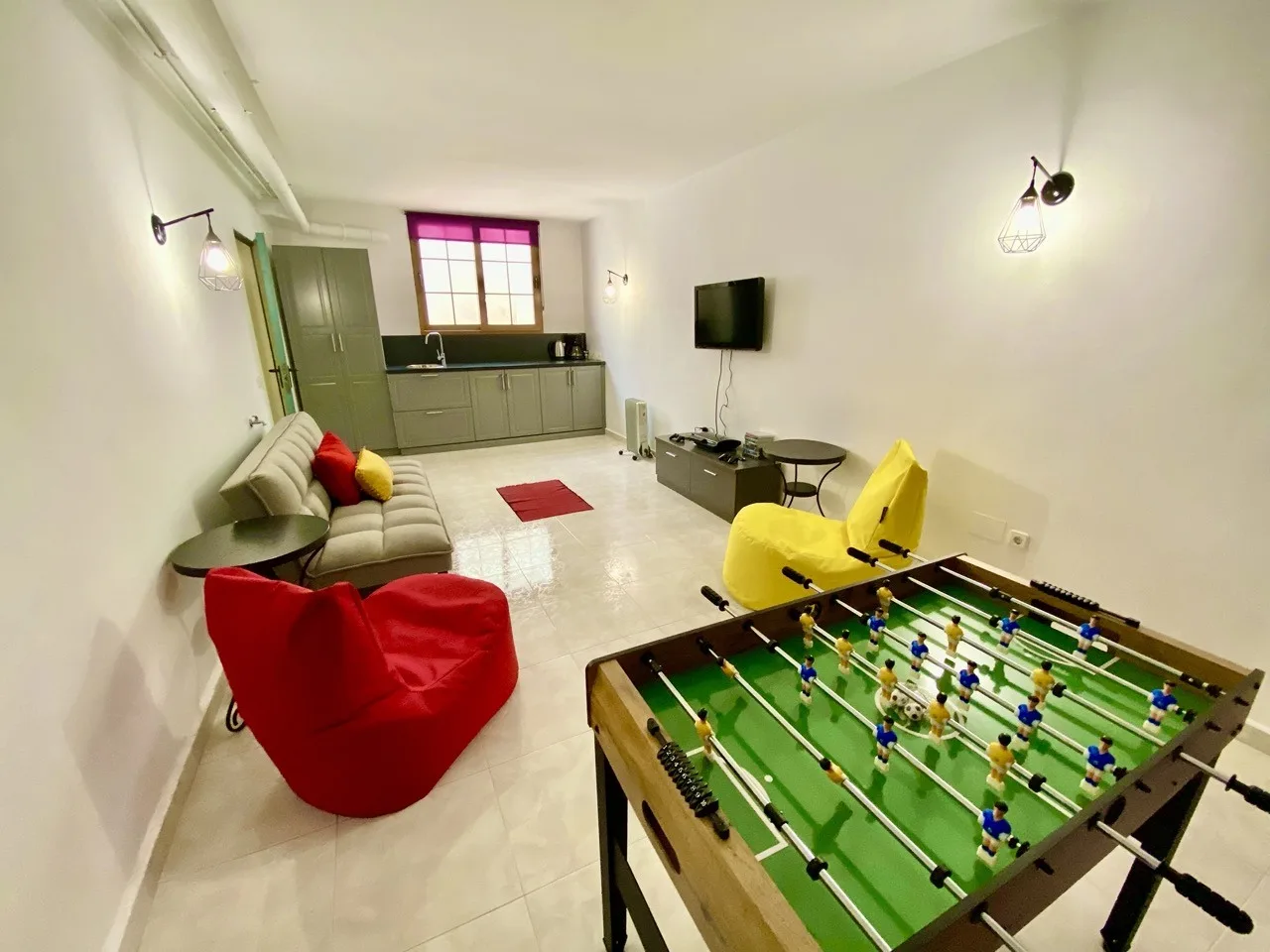 MC13 Games Room 2 Large mtime20220310084911