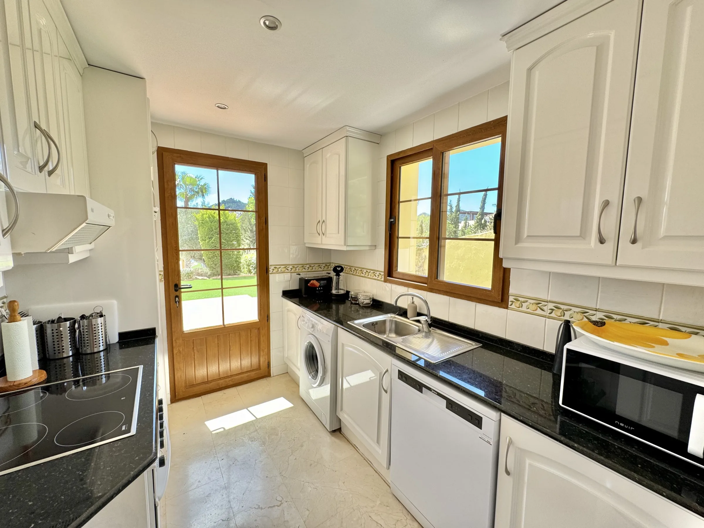 MC16 Kitchen
