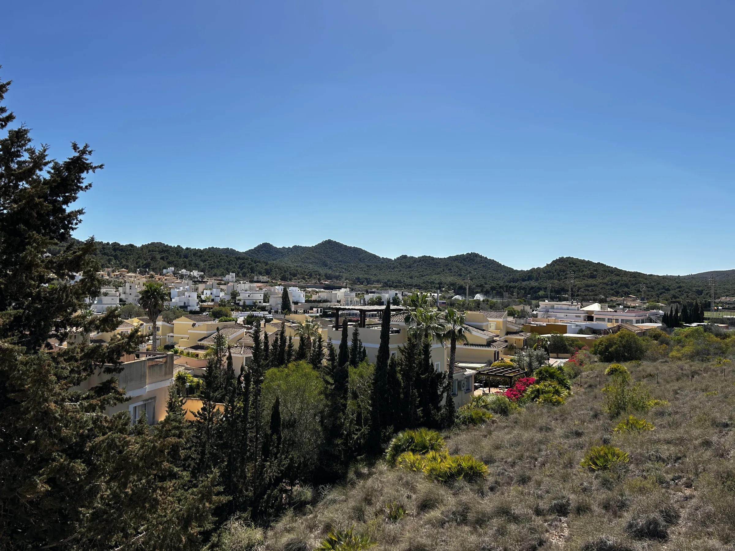 MC16 Top Terrace View to Resort