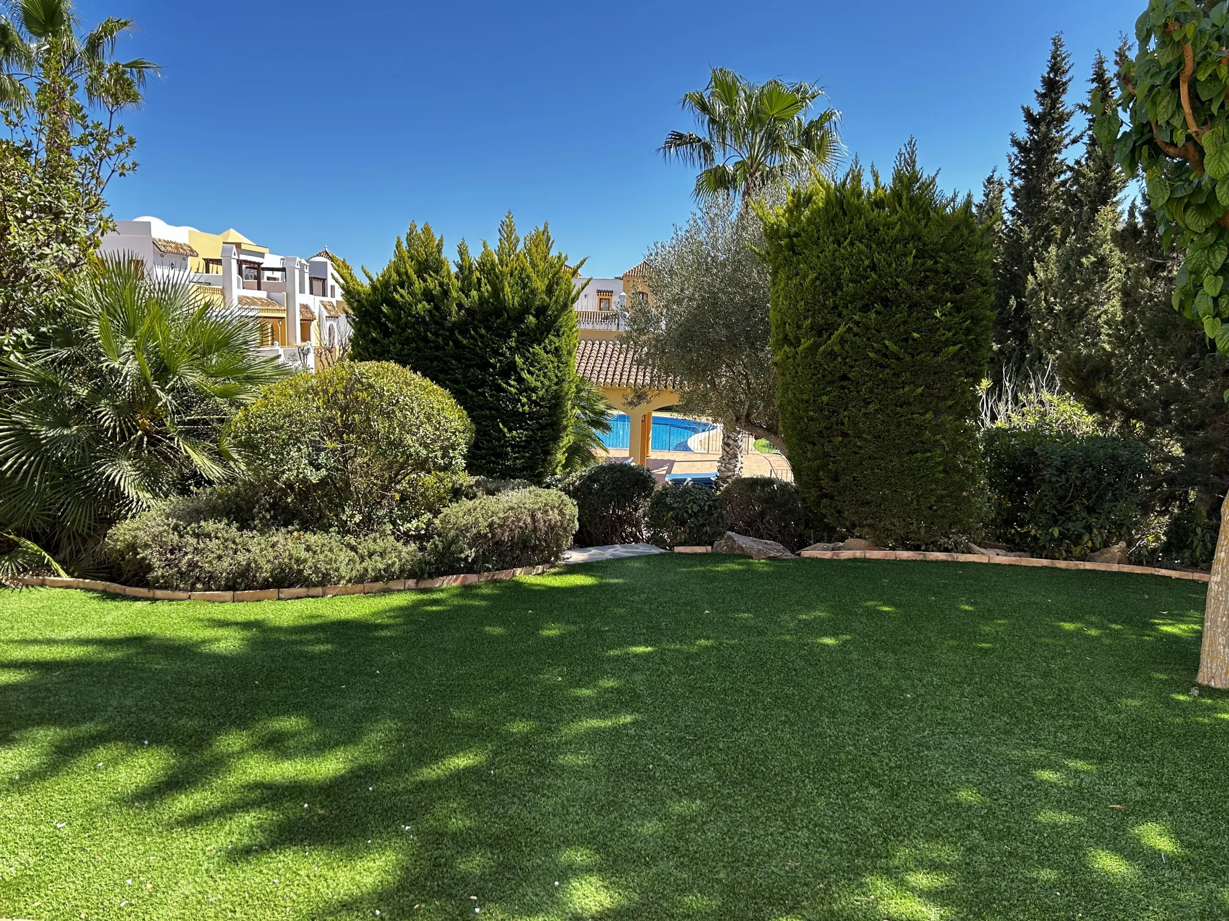 MC16 garden view