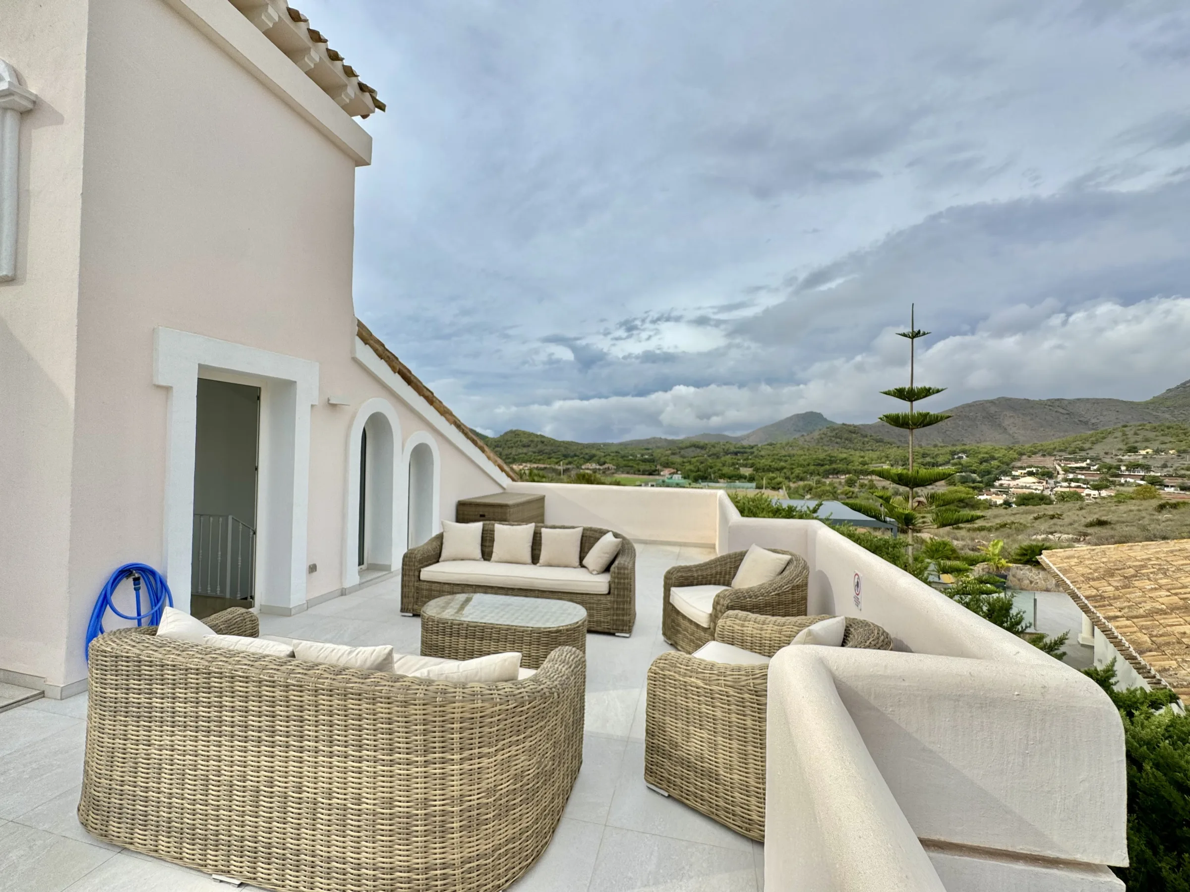 MC20 Upper Terrace