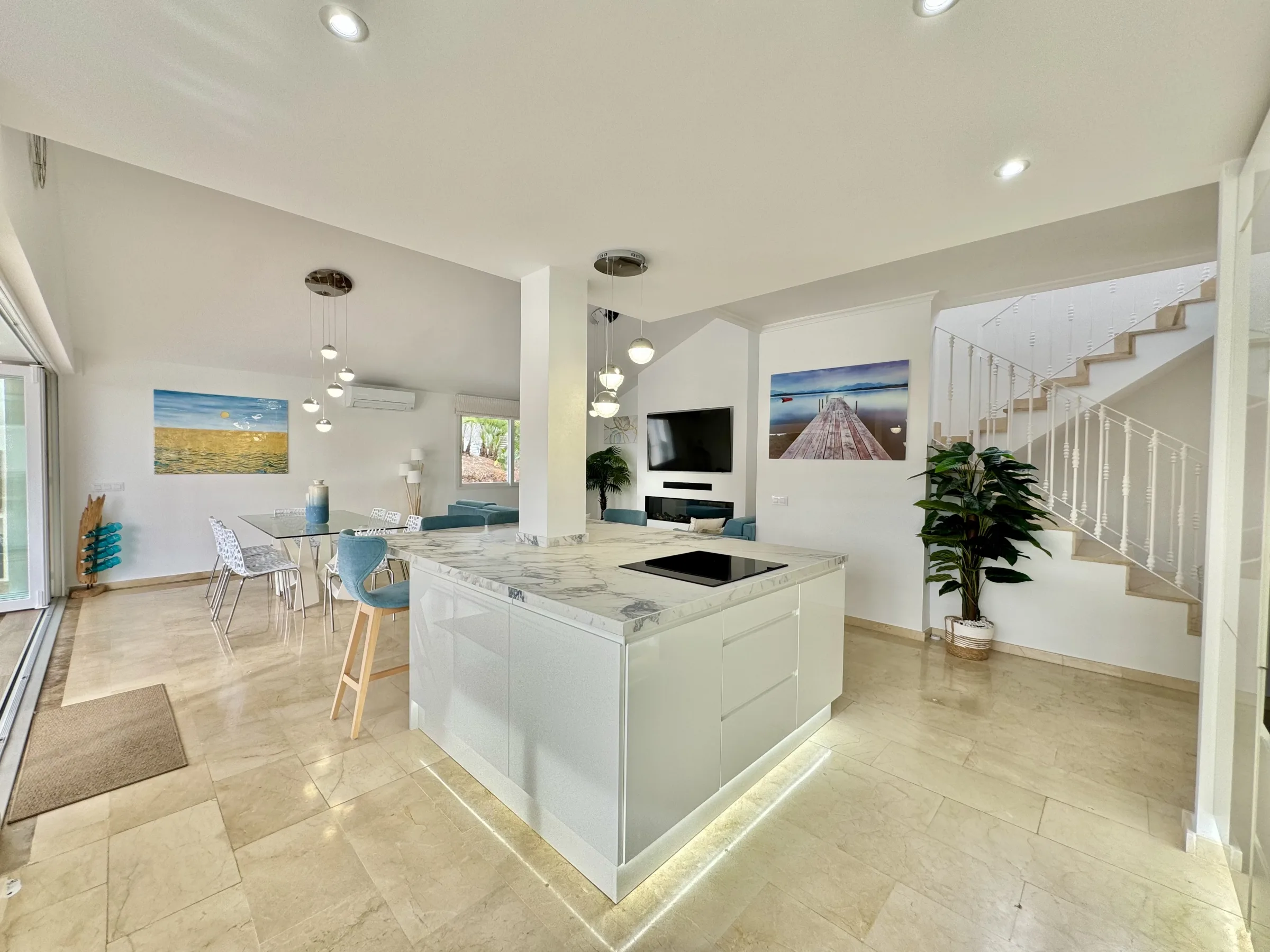 MC20 kitchen 1