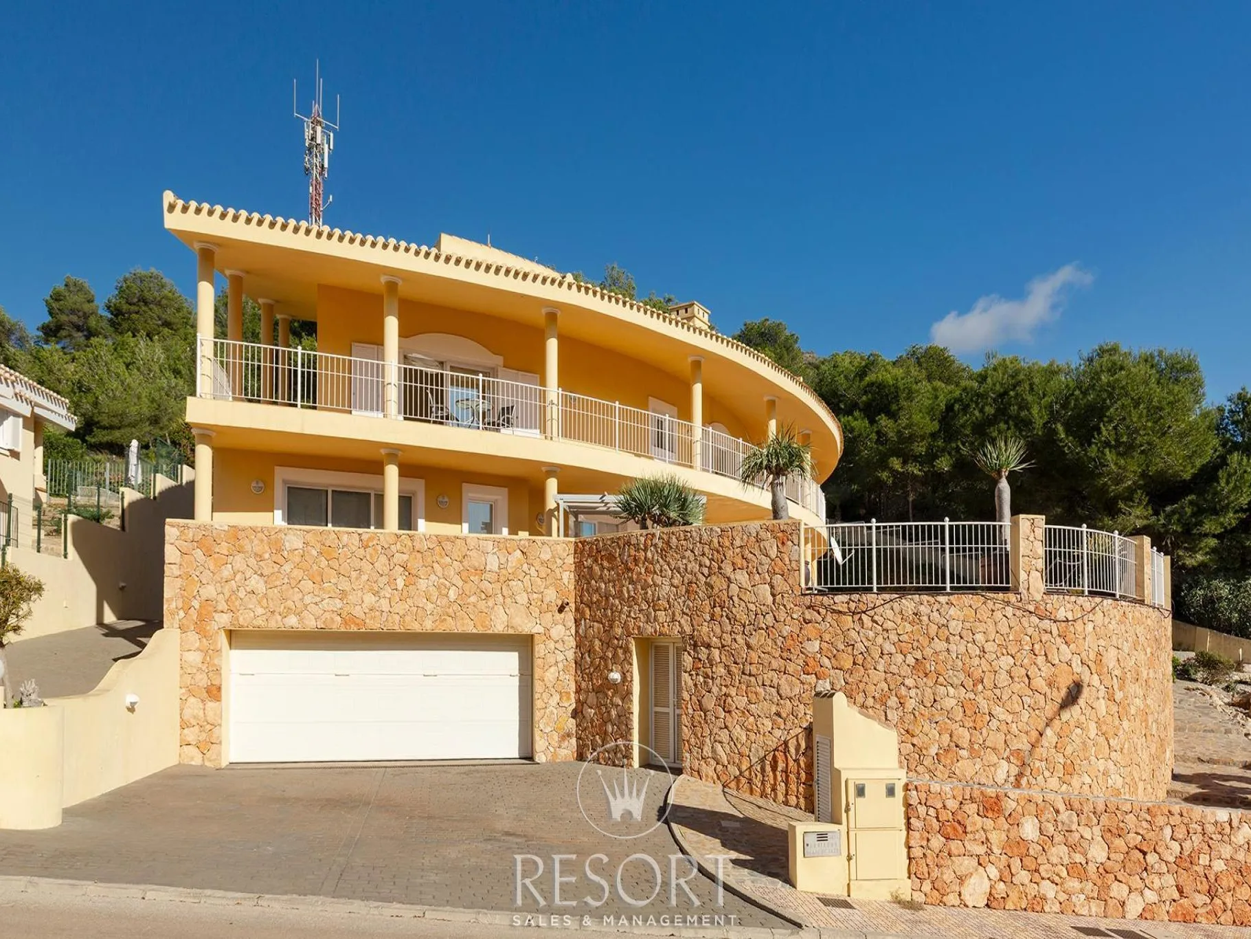 Monte claro 29 for sale 693a7c87b08db