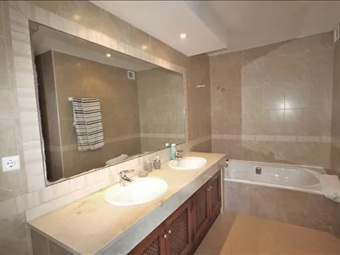 Master En suite mtime20201214104309