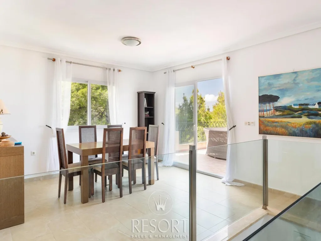 Monte leon 13 for sale 68d27e957040e